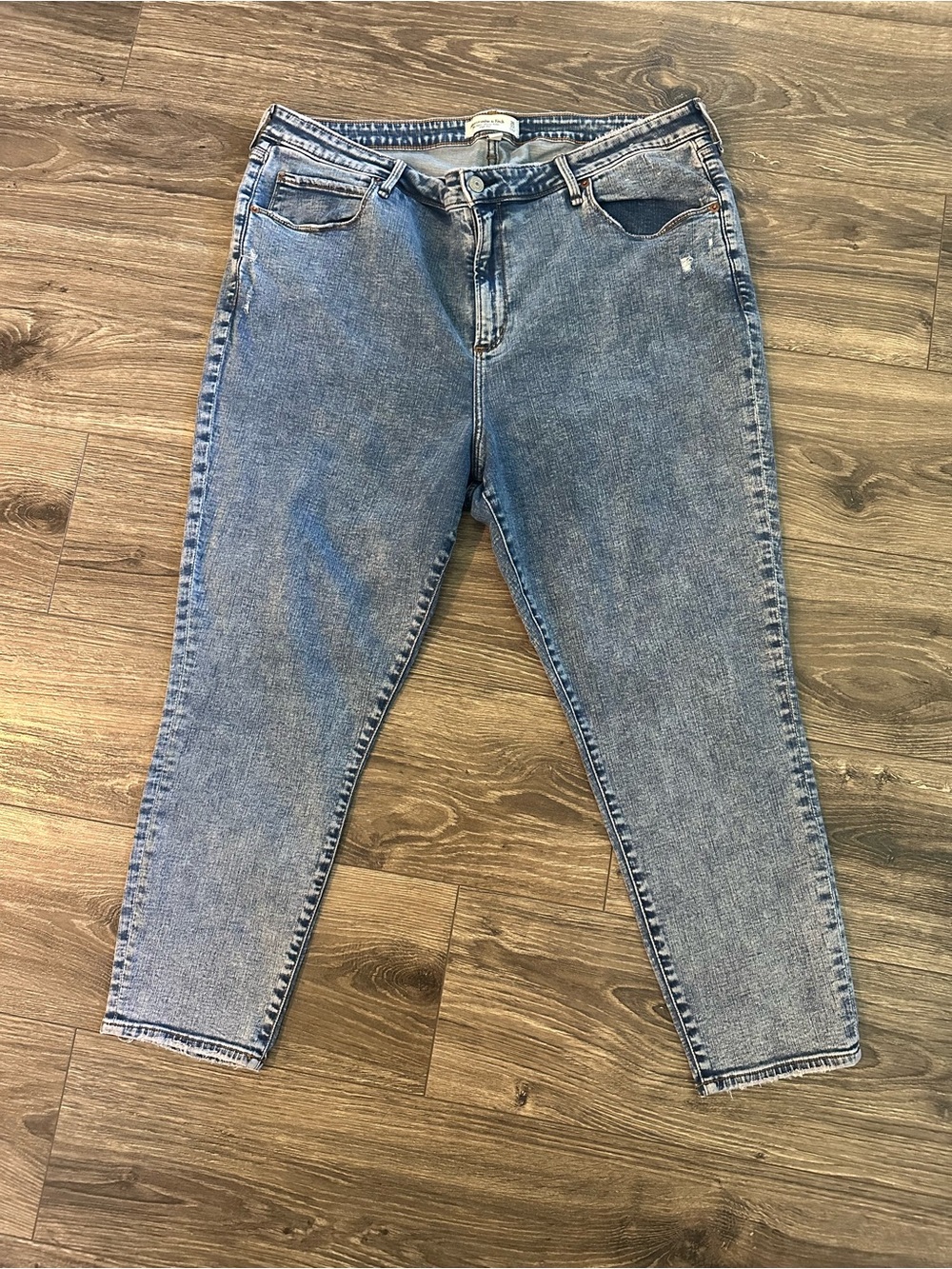 Abercrombie & Fitch Super Skinny High Rise